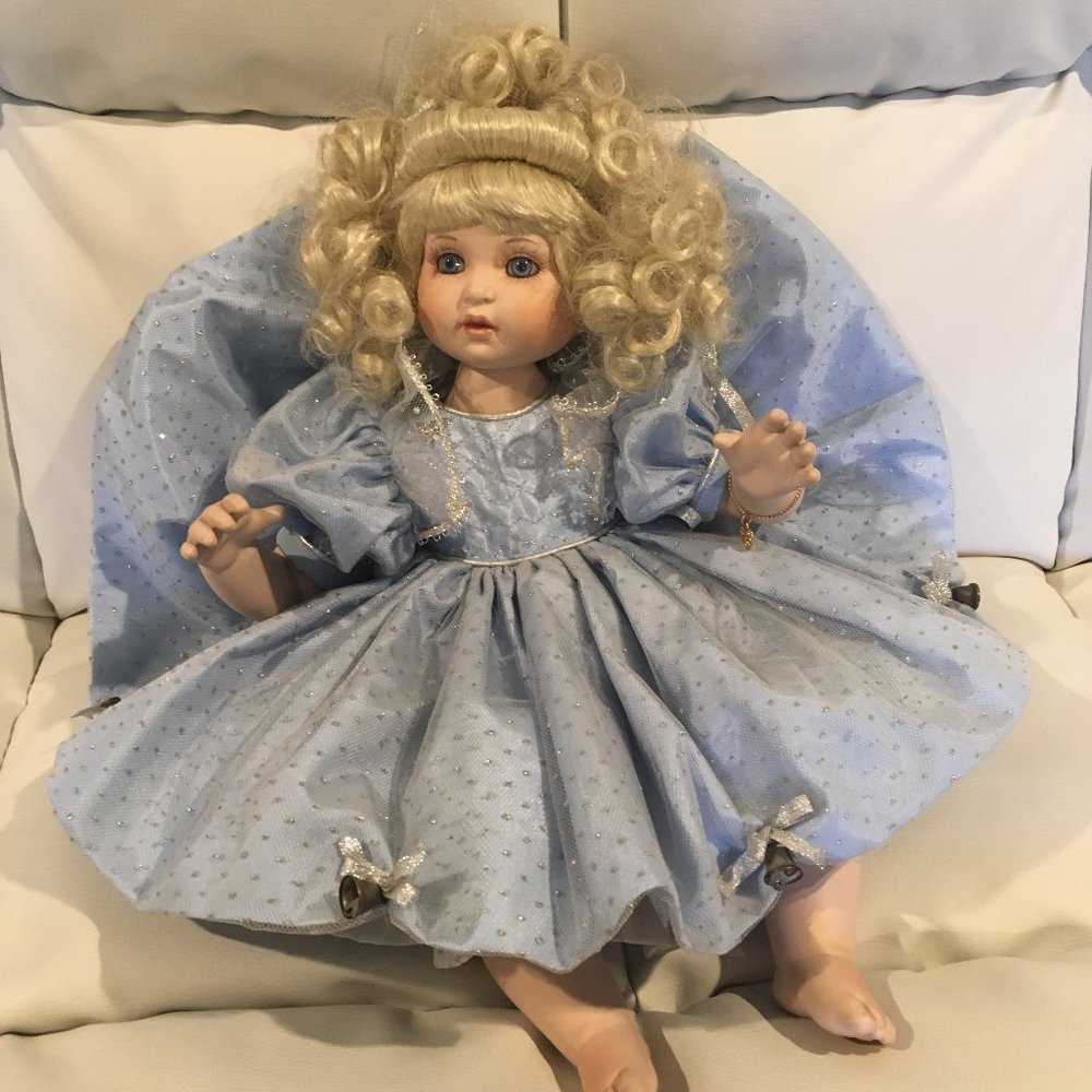 Vintage Marie Osmond Millennial Angel Doll - Picture 1 of 14